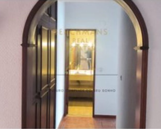 Hall2